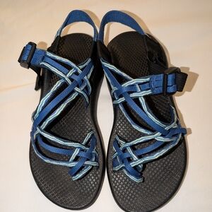 Women's Triple Strap Chaco size 7